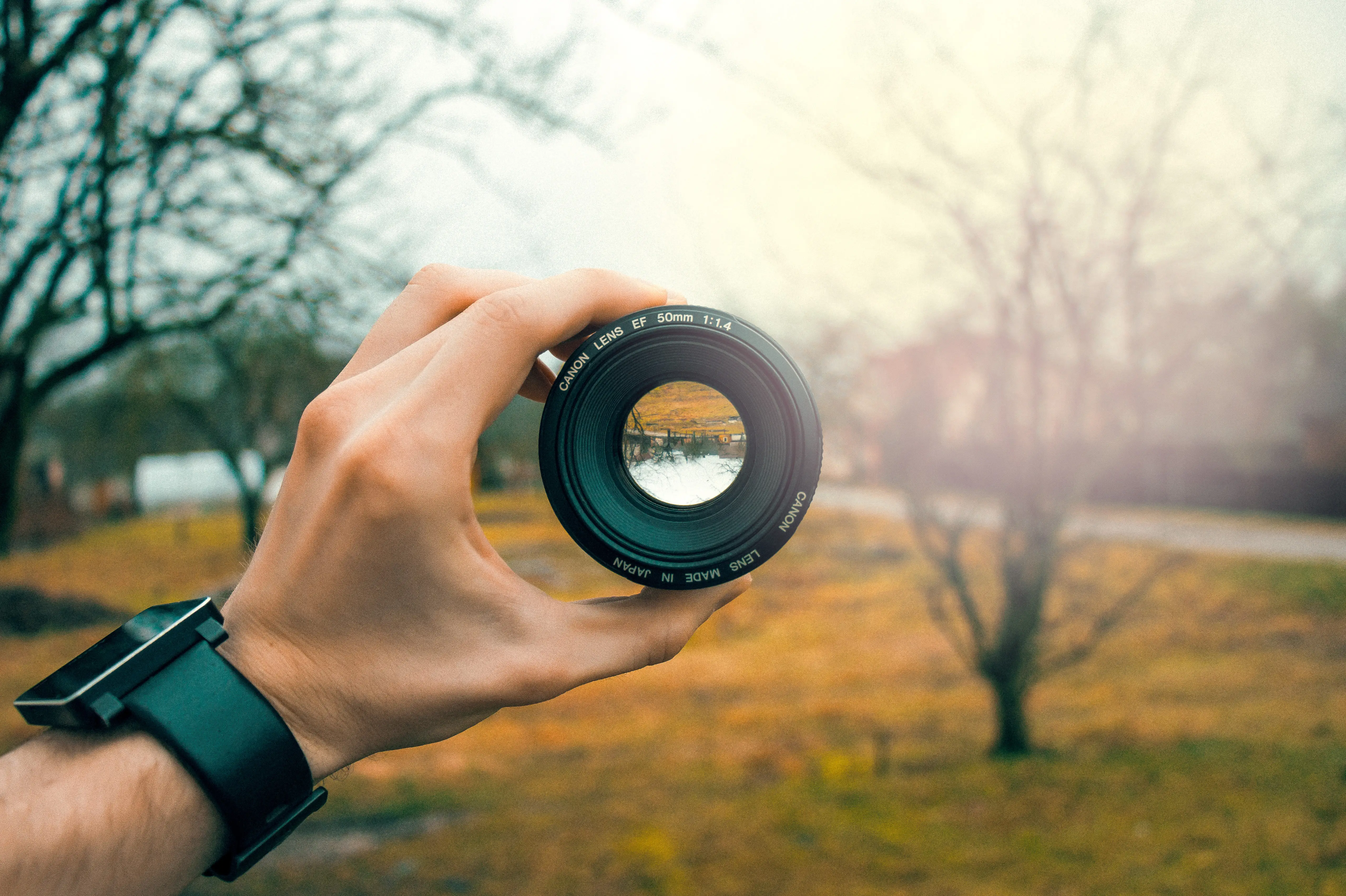 50mm-blur-camera-equipment-759960